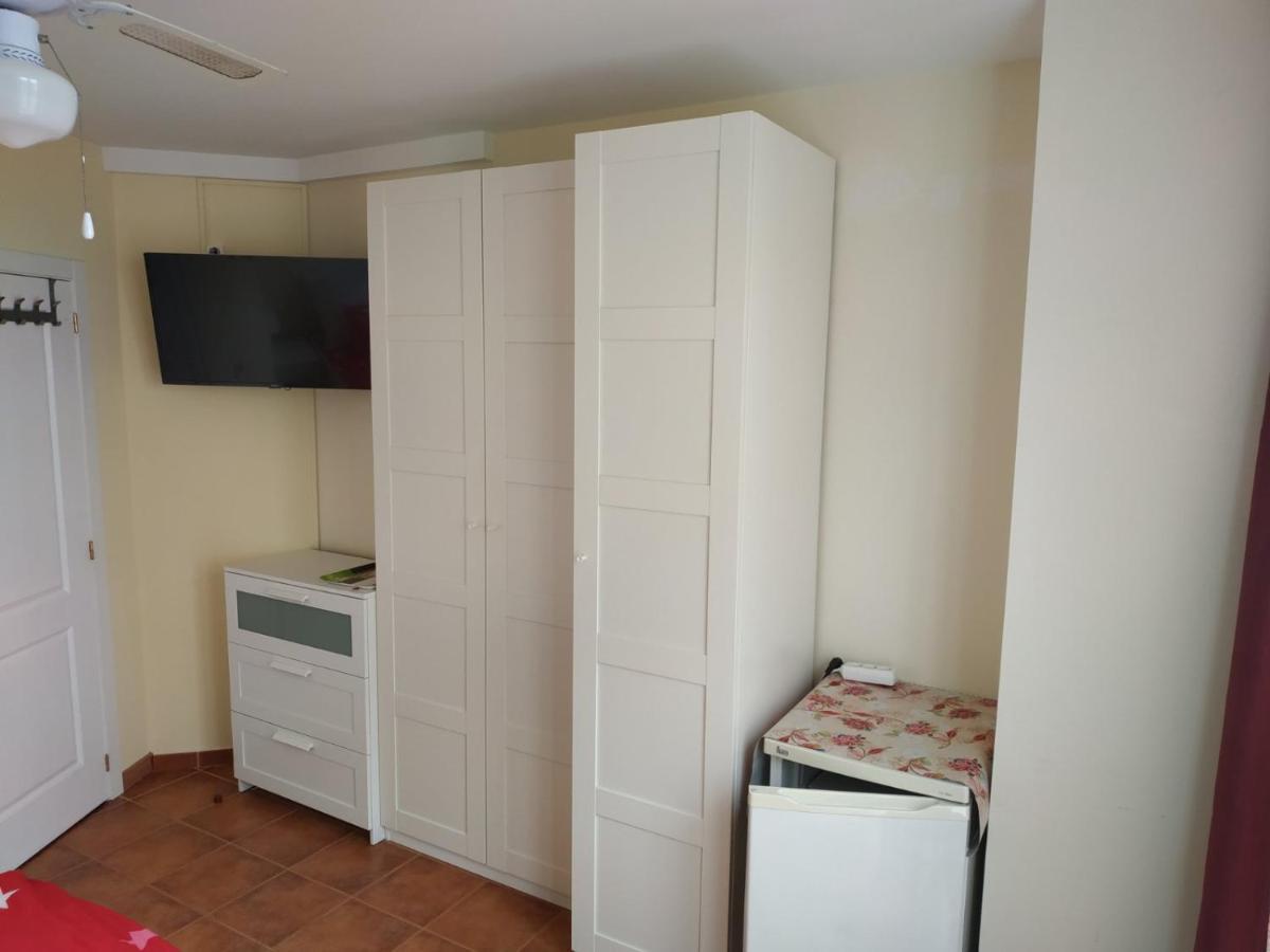 Habitacion Con Refrigerador Propio Cerca Del Aeropuerto سان إيسيذرو المظهر الخارجي الصورة