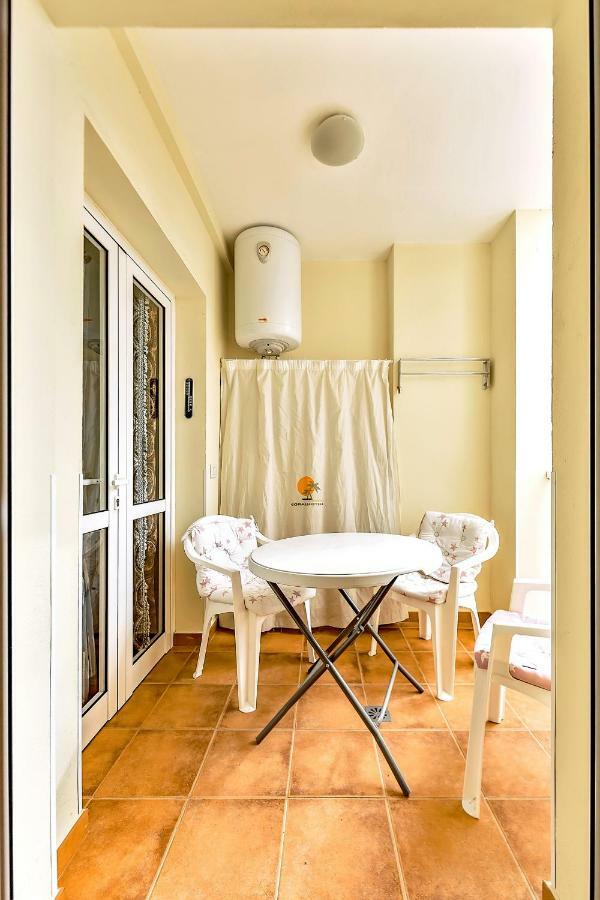 Habitacion Con Refrigerador Propio Cerca Del Aeropuerto سان إيسيذرو المظهر الخارجي الصورة